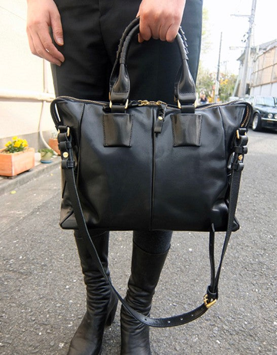 Cornelian Taurus by Daisuke Iwanaga horse leather bag