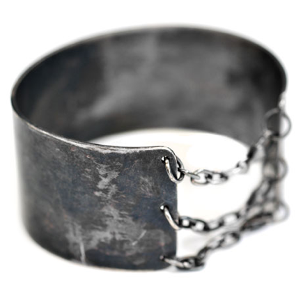 Henson Cuff with Chain