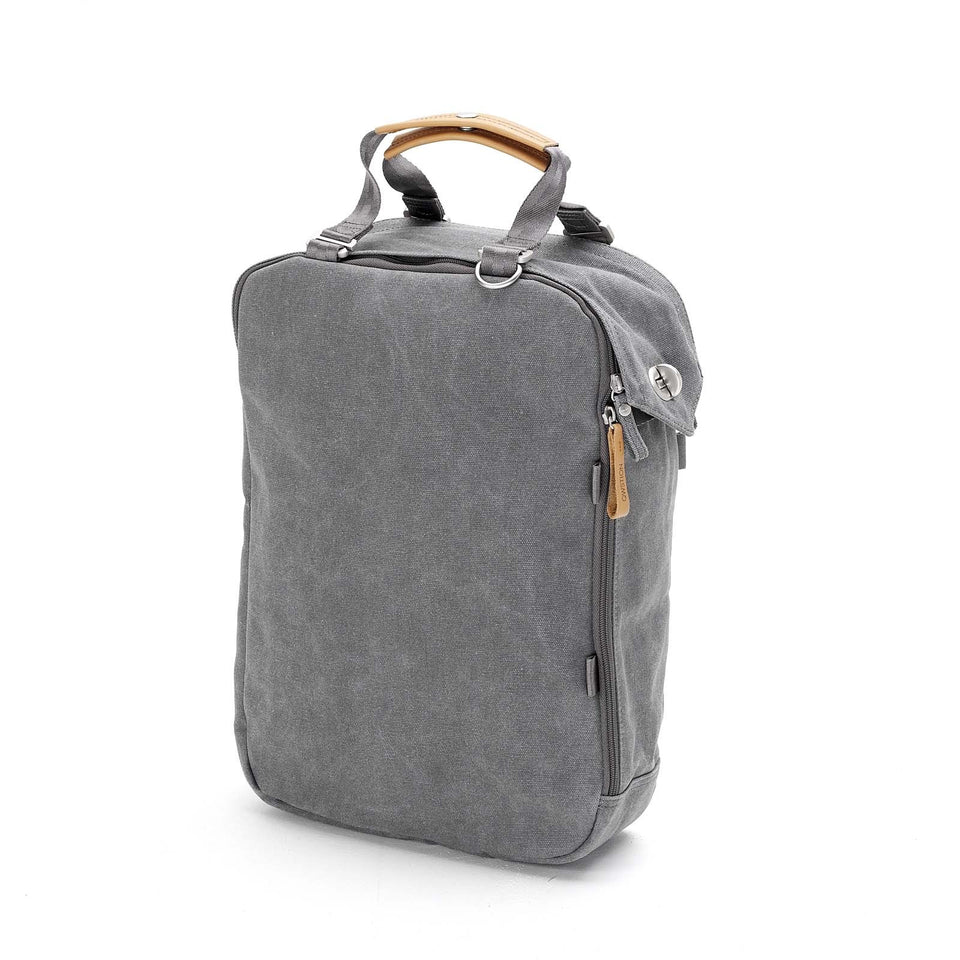 Qwstion Daypack: Washed Grey