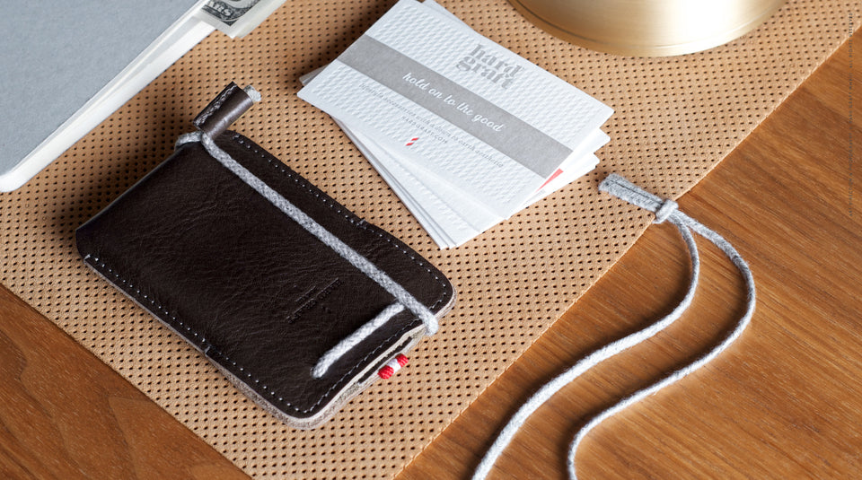 Hard Graft Draw Card Case: Smoke