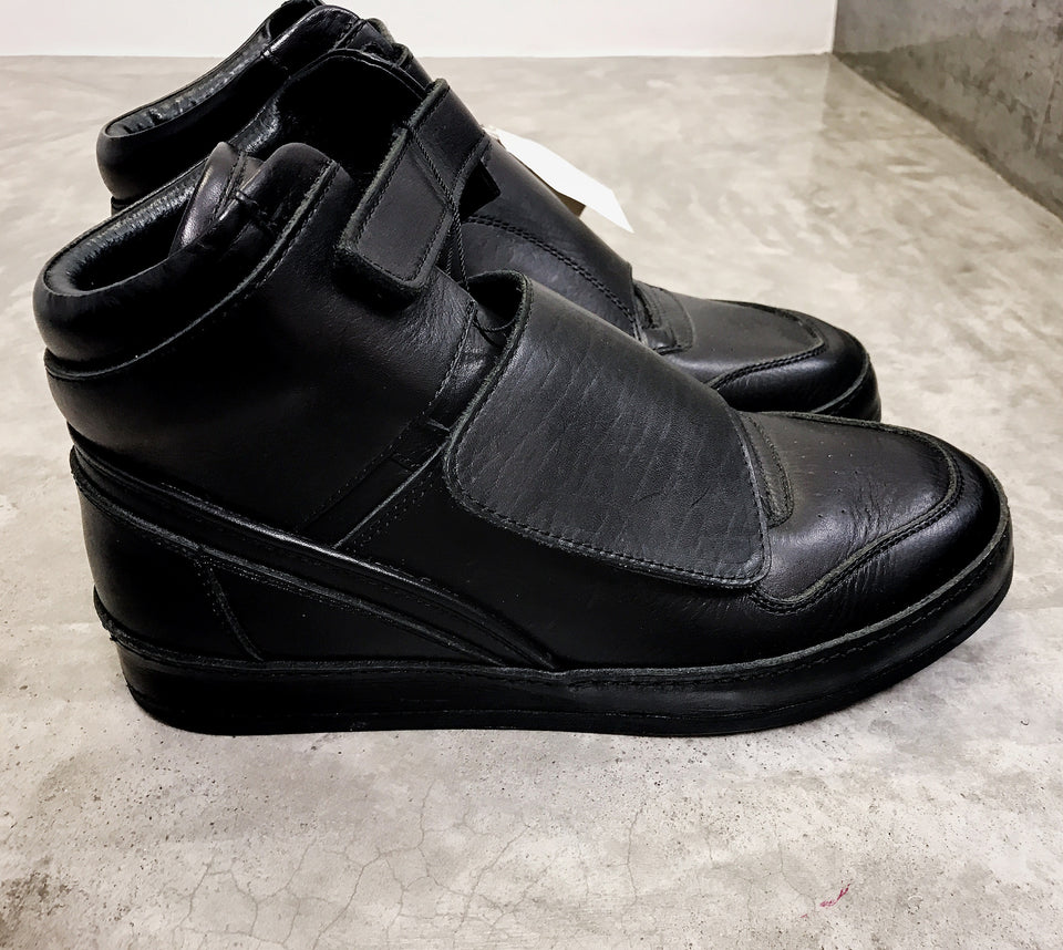 Hender Scheme Manual Industrial Products 06 - black