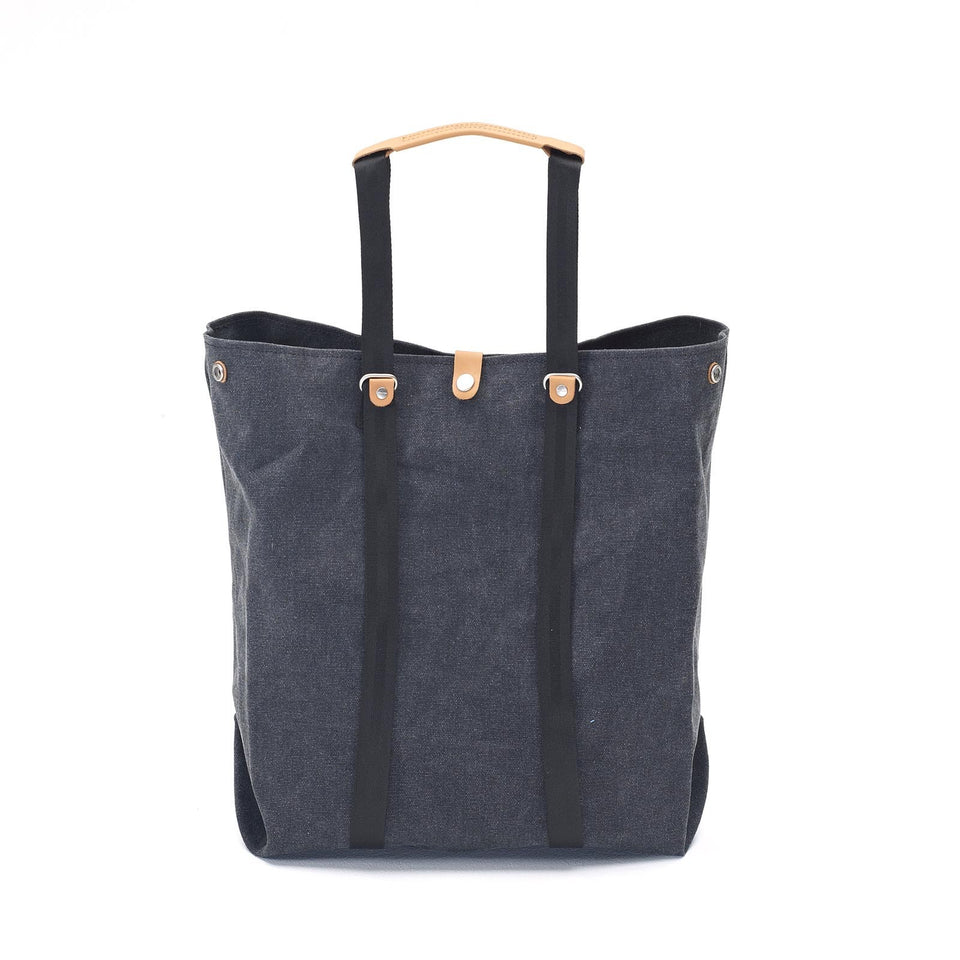 Qwstion Shopper: Washed Black