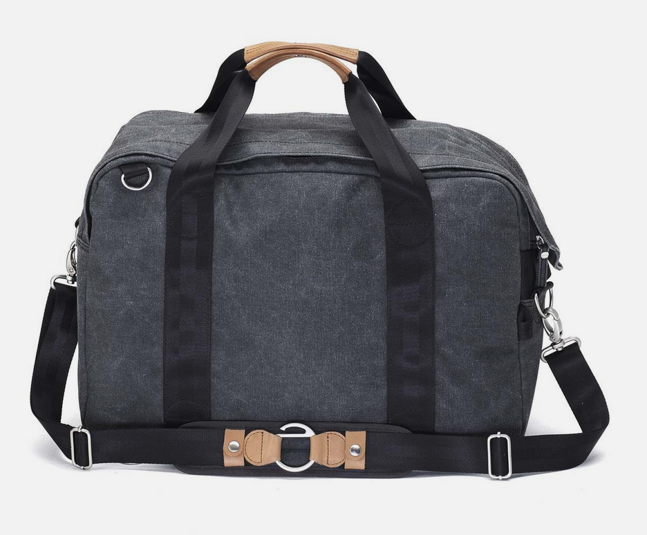 Qwstion Weekender: Washed Black