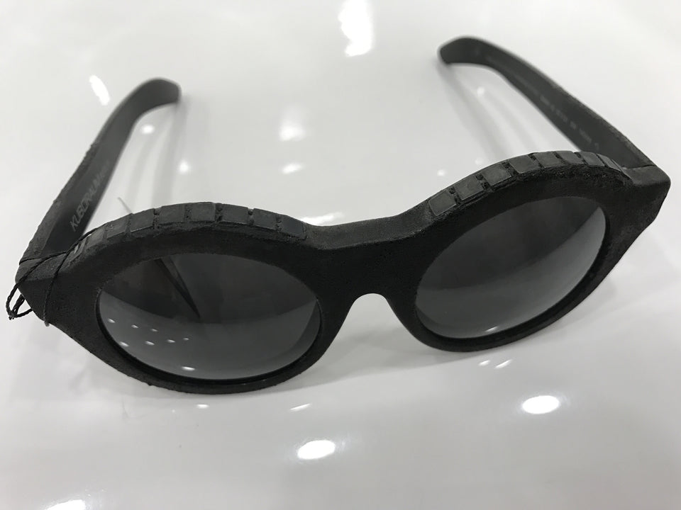 Kuboraum A2 Sunglasses - Silver Burnt Mask K0.01