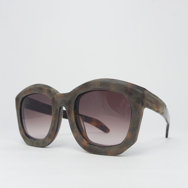 Kuboraum B2 Sunglasses Plum: K0.01 Burnt/Havana